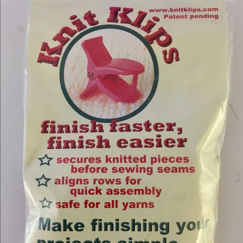 NWOT “Knit Klips” set of 5 clips.
